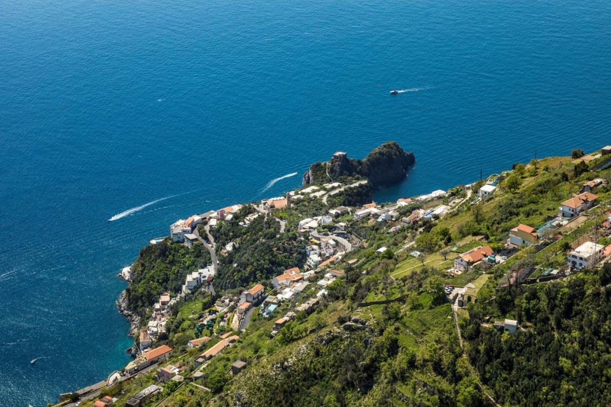 Plein Sud Agerola Bed & Breakfast San Lazzaro di Agerola Ngoại thất bức ảnh